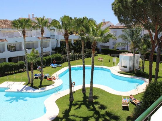 Buy penthouse with 3 bedrooms in El Presidente, Estepona | Amigo Inmobiliarias