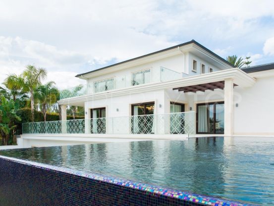 5 bedrooms villa for sale in Los Naranjos Golf, Nueva Andalucia | Solvilla
