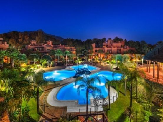Buy apartment with 2 bedrooms in Nueva Andalucia, Marbella | Marbella Banús
