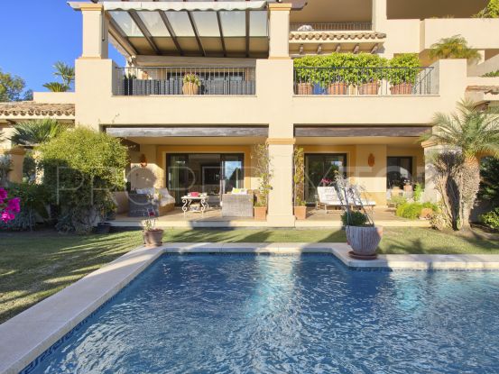 For sale ground floor apartment with 3 bedrooms in Aloha Park | Amrein Fischer
