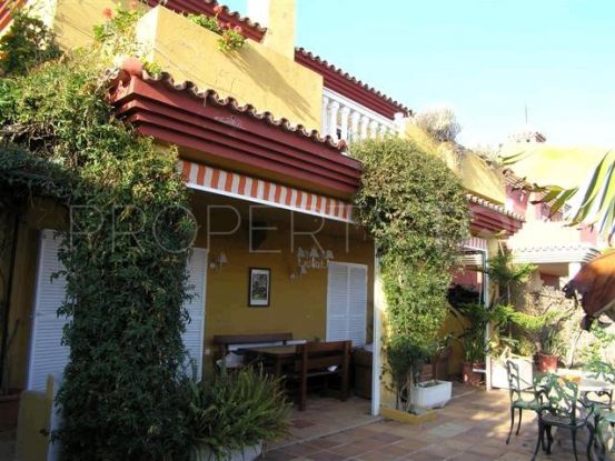 Torreguadiaro villa for sale | Consuelo Silva Real Estate