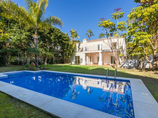 Villa in Guadalmina Alta with 6 bedrooms | Inmobiliaria Luz