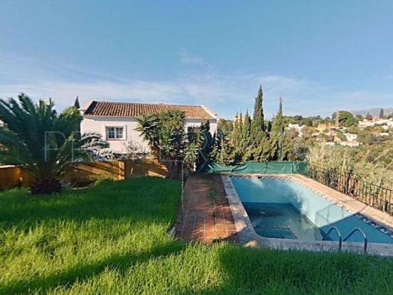 Villa in Elviria, Marbella East | Cosmopolitan Properties