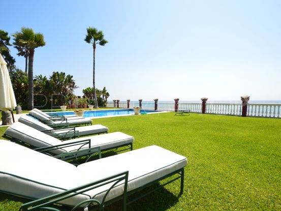 Villa in Guadalmina Baja with 7 bedrooms | Cosmopolitan Properties