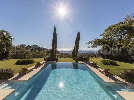 For sale villa with 4 bedrooms in Monte Halcones | Cosmopolitan Properties