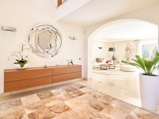 House for sale in Nagüeles, Marbella Golden Mile | Agnes Inversiones