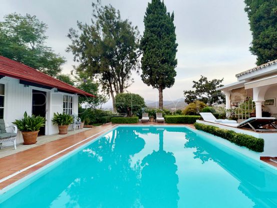 Villa in Hacienda las Chapas with 4 bedrooms | Von Poll Real Estate