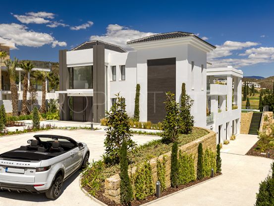 Villa for sale in Los Flamingos, Benahavis | Private Property