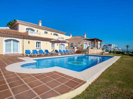 Villa for sale in Alcaidesa Costa | Sotogrande Home