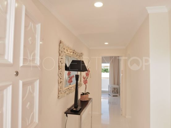 For sale penthouse with 2 bedrooms in Ancon Sierra IV, Marbella Golden Mile | Casa Consulting