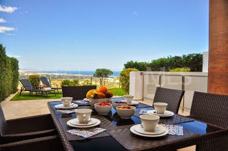 La Alqueria town house | DeLuxEstates