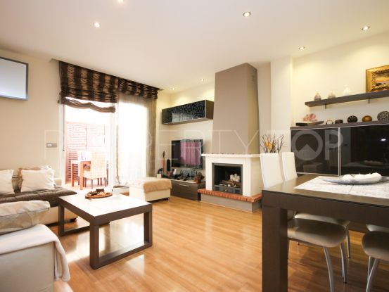 Apartamento con 2 dormitorios a la venta en Torrequebrada, Benalmadena | Michael Moon