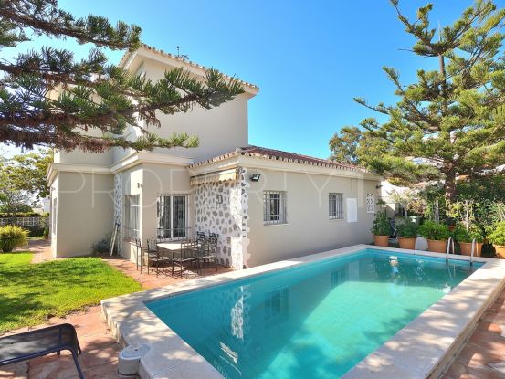 Comprar villa en Benalmadena Costa con 6 dormitorios | Serneholt Estate