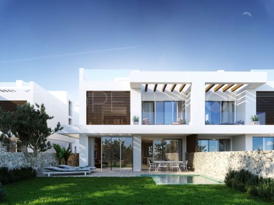 4 bedrooms Marbella East semi detached villa | Cleox Inversiones