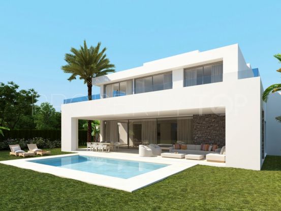 For sale villa with 4 bedrooms in Rio Real, Marbella East | Cleox Inversiones