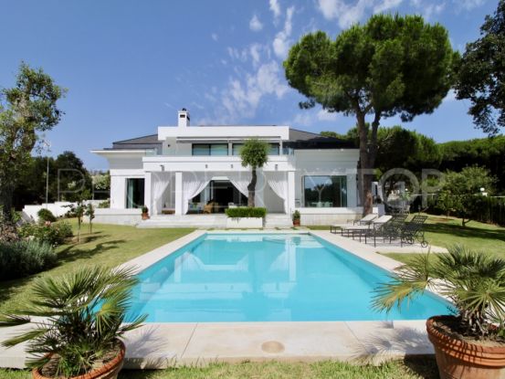 Hacienda las Chapas, Marbella Este, villa de 4 dormitorios a la venta | Cleox Inversiones