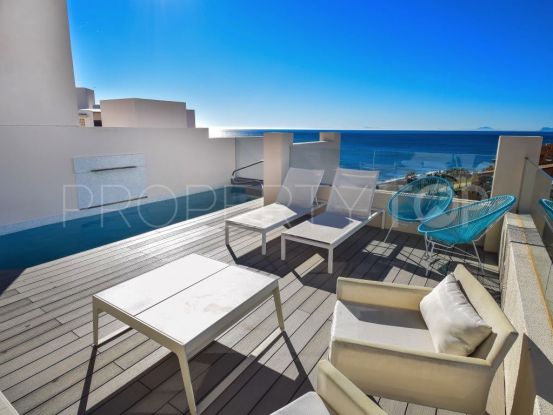 Buy penthouse with 4 bedrooms in New Golden Mile, Estepona | Cleox Inversiones