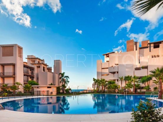 Buy penthouse with 4 bedrooms in New Golden Mile, Estepona | Cleox Inversiones