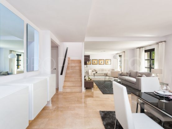 Comprar adosado de 4 dormitorios en Guadalmina Baja, San Pedro de Alcantara | Quartiers Estates