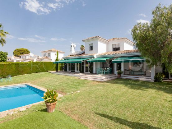 For sale 4 bedrooms villa in Calahonda, Mijas Costa | Pure Living Properties
