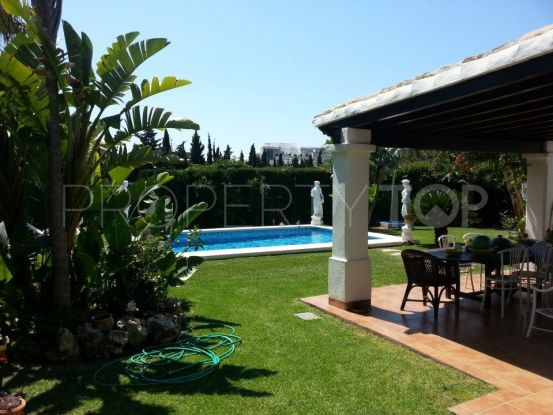 Comprar villa en Oasis de Marbella, Marbella Golden Mile | Pure Living Properties