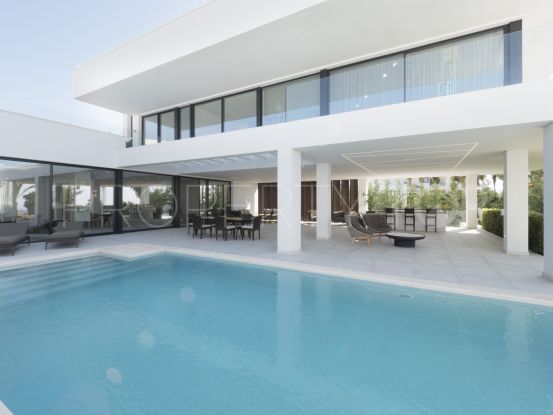Villa con 5 dormitorios en venta en La Alqueria, Benahavis | Pure Living Properties