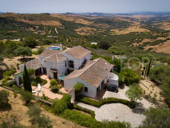 Buy country house in Gaucin with 5 bedrooms | Villas & Fincas