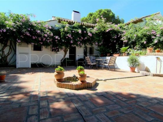 For sale country house with 4 bedrooms in Los Reales - Sierra Estepona | Inmo Andalucía