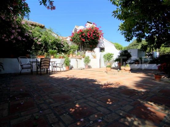For sale country house with 4 bedrooms in Los Reales - Sierra Estepona | Inmo Andalucía