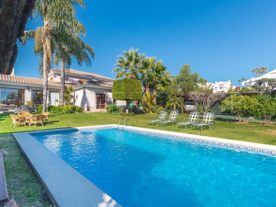 For sale 4 bedrooms villa in Parcelas del Golf | Andalucía Development