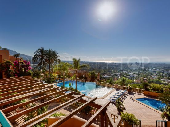 For sale duplex penthouse in Los Belvederes with 3 bedrooms | Nevado Realty Marbella