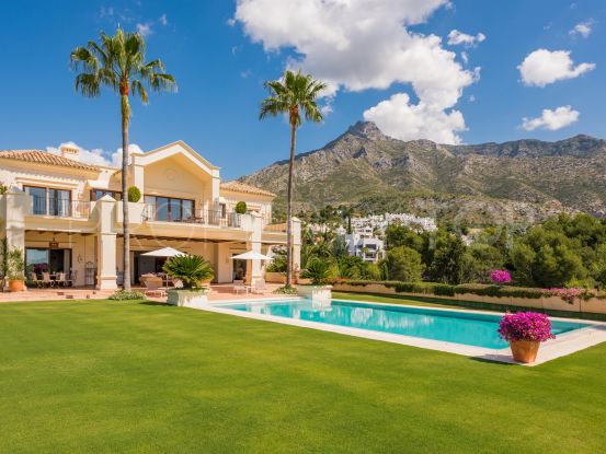 5 bedrooms Marbella Hill Club villa for sale | DM Properties