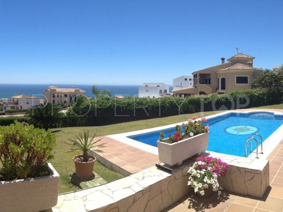 For sale villa in Alcaidesa Alta with 4 bedrooms | Savills Sotogrande