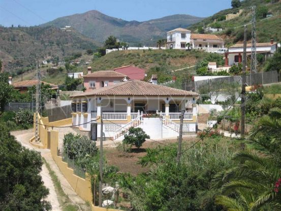 Villa for sale in Los Altos de Marbella with 3 bedrooms | KS Sotheby's International Realty