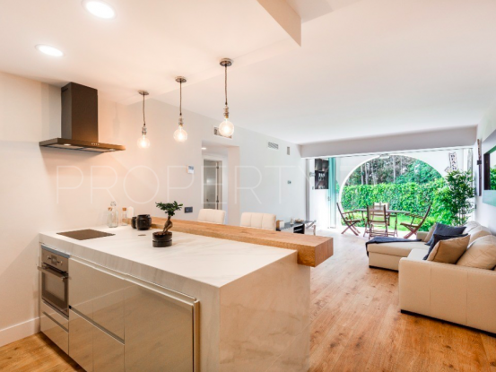 Ground floor apartment with 2 bedrooms for sale in Hacienda Beach, Estepona | KS Sotheby's International Realty