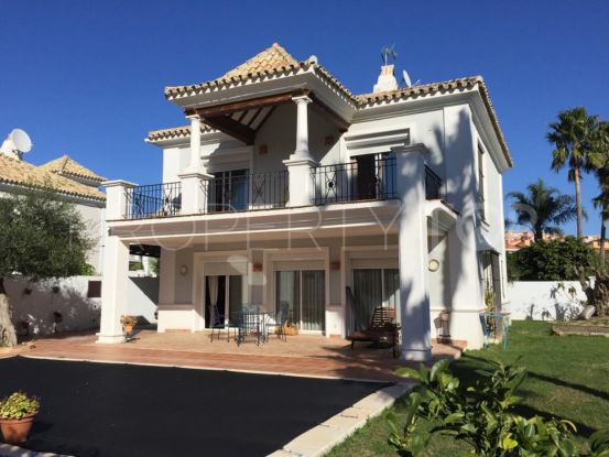 Villa in La Duquesa with 4 bedrooms | Crownleaf Estates