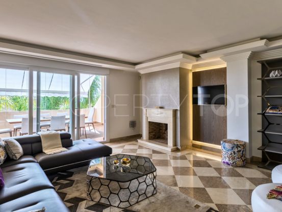For sale apartment in Nueva Andalucia with 3 bedrooms | Engel Völkers Marbella