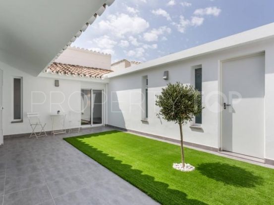 Town house for sale in New Golden Mile with 2 bedrooms | Gilmar Estepona