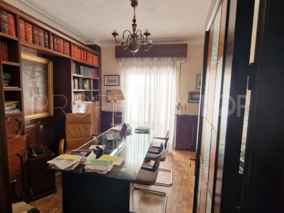 Apartment for sale in Los Remedios, Seville