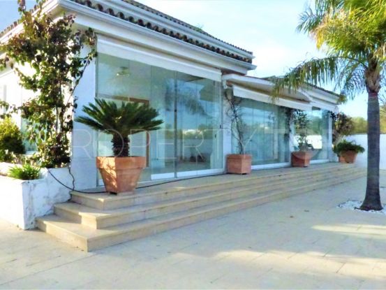 Villa for sale in Espartinas