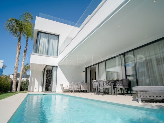 Villa for sale in Rio Verde, Marbella Golden Mile