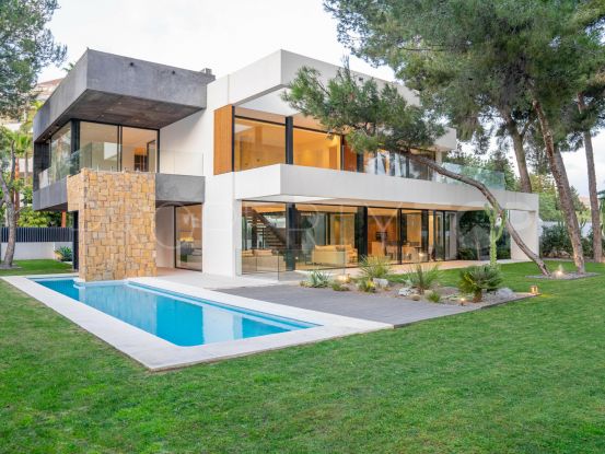 Se vende villa de 5 dormitorios en Rocio de Nagüeles, Marbella Golden Mile | Wasa Real Estate