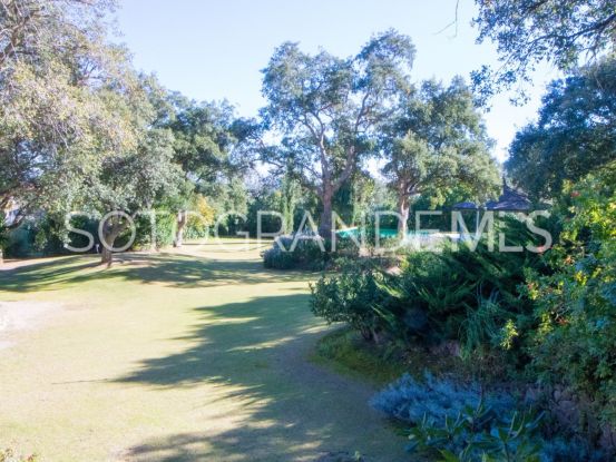 For sale villa with 5 bedrooms in Los Altos de Valderrama | Sotobeach Real Estate