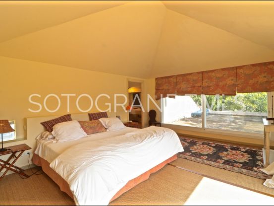 For sale villa with 5 bedrooms in Los Altos de Valderrama | Sotobeach Real Estate