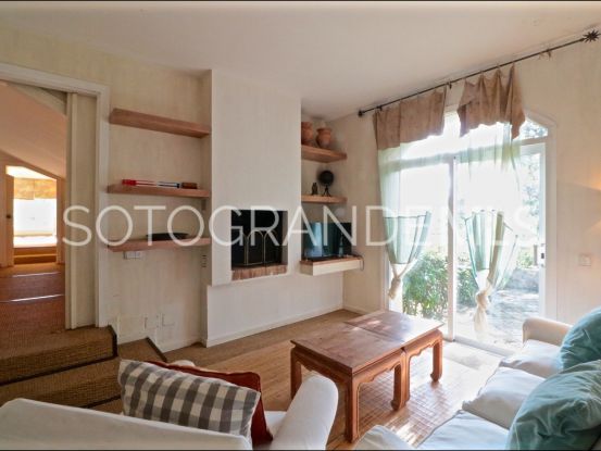 For sale villa with 5 bedrooms in Los Altos de Valderrama | Sotobeach Real Estate