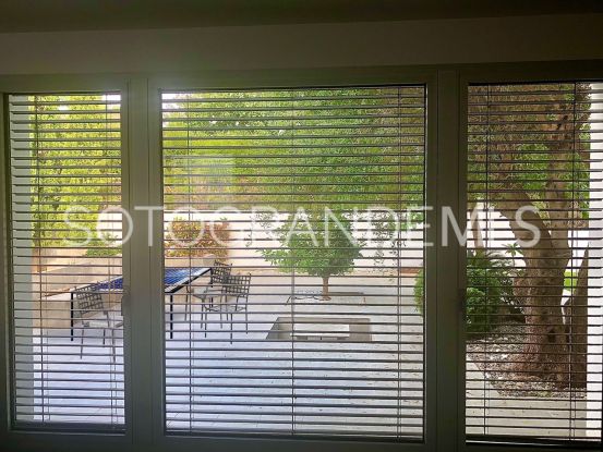 5 bedrooms Zona F villa for sale | Sotobeach Real Estate