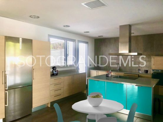 Villa en venta con 5 dormitorios en Zona F, Sotogrande Alto | Sotobeach Real Estate