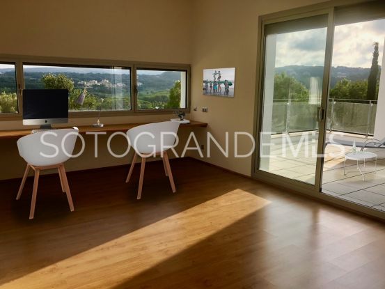 5 bedrooms Zona F villa for sale | Sotobeach Real Estate