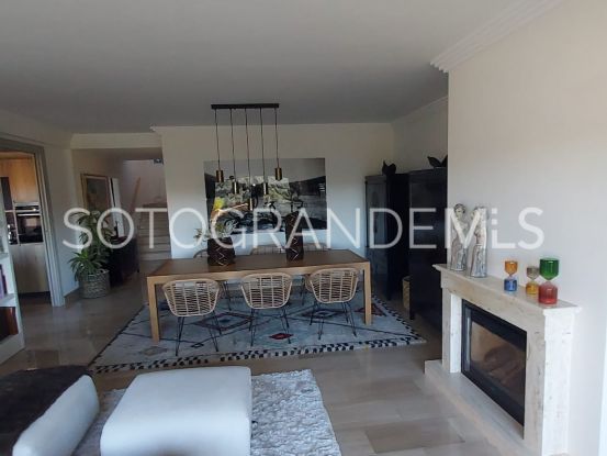 Almenara Golf, Sotogrande Alto, atico duplex a la venta de 3 dormitorios | Sotobeach Real Estate