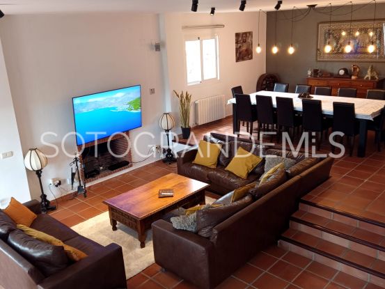 Villa de 5 dormitorios en venta en Sotogrande Alto | Sotobeach Real Estate
